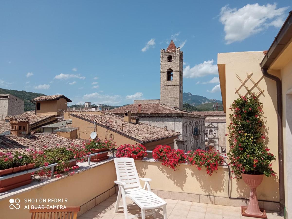 Ferienwohnung L'Attichetto Ascoli Piceno Exterior foto